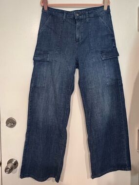 Vera Wang Wide-Leg cargo jeans